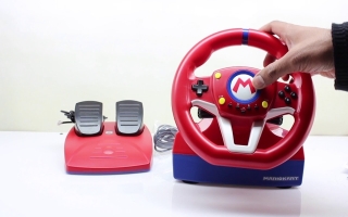 afbeeldingen voor Hori Mario Kart Racestuur Pro Mini